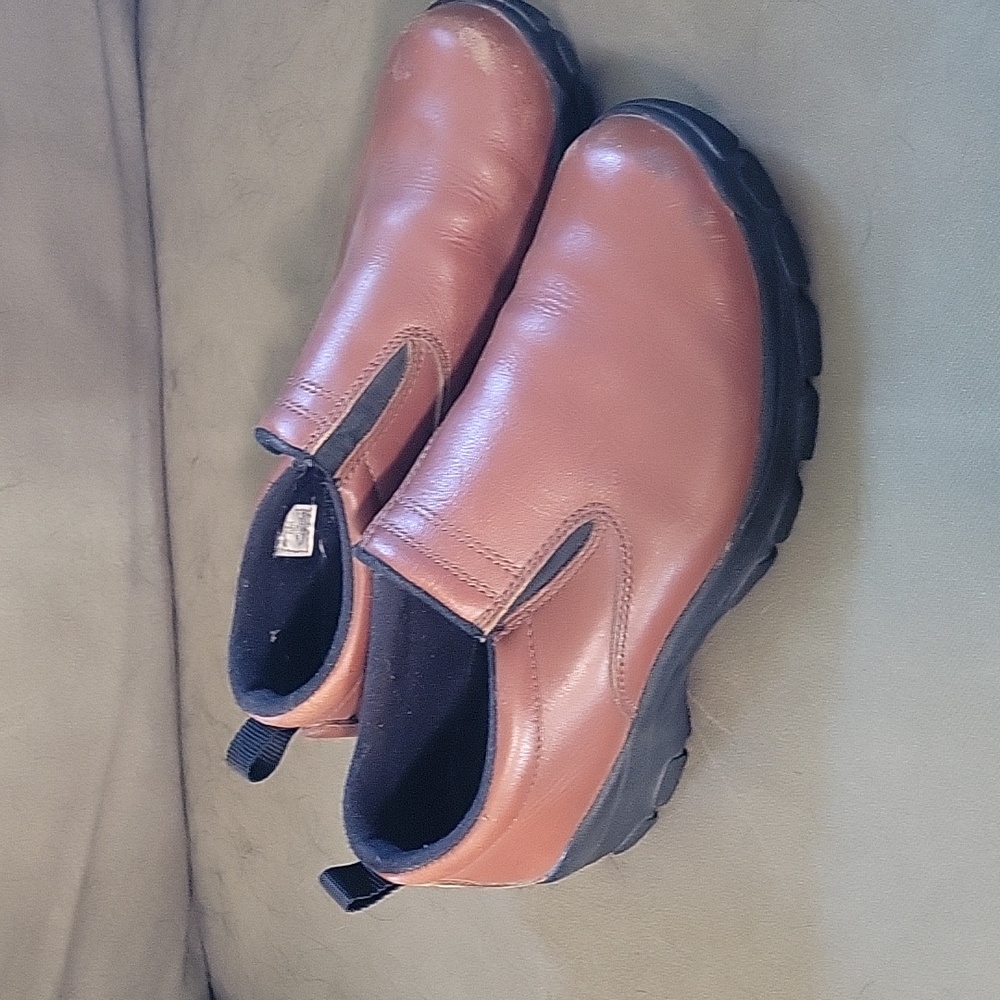 Lands end 8M brown shoes
